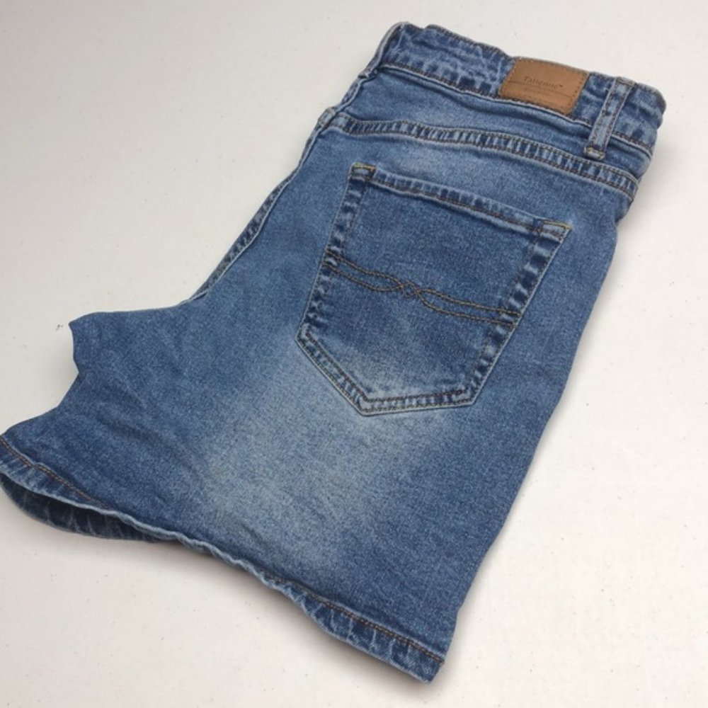 EUROPEAN TATIENNE SHORTIE DENIM SHORTS EU38/US8 😎